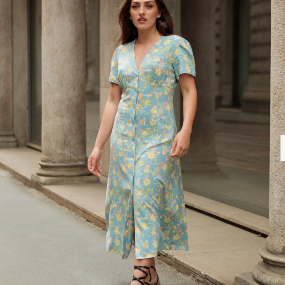 Uniqlo V-Neck Short-Sleeve Button-up Blue Maxi Dress, Size L